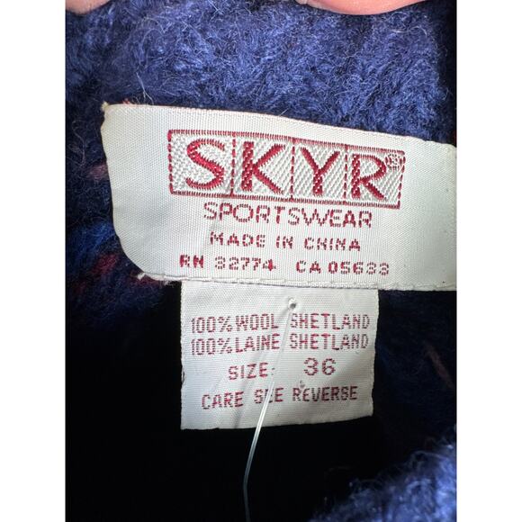 Vintage SKYR Shetland Wool Fair Isle Sweater Blue Purple Nordic Small to medium - Picture 12 of 15